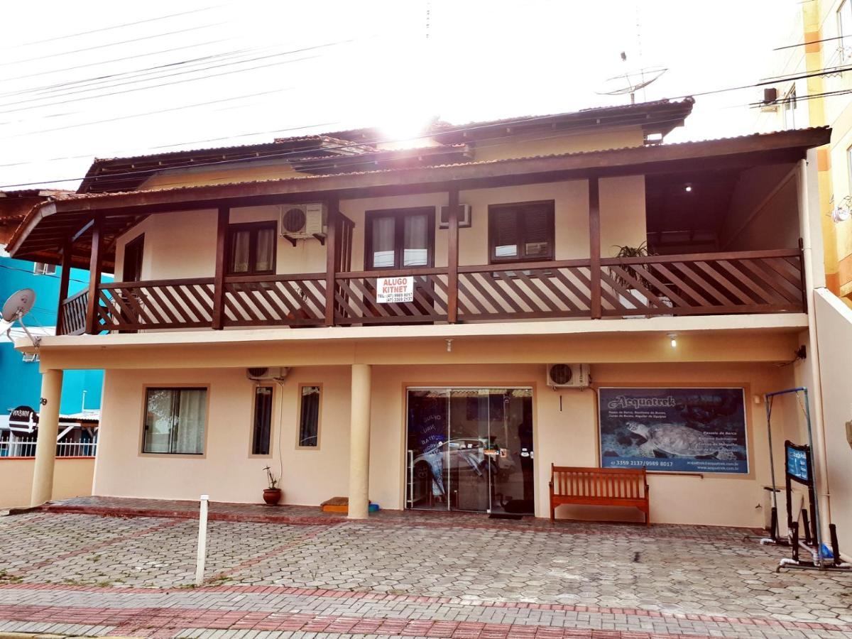 Studio 80M Da Praia Bombinhas Kültér fotó